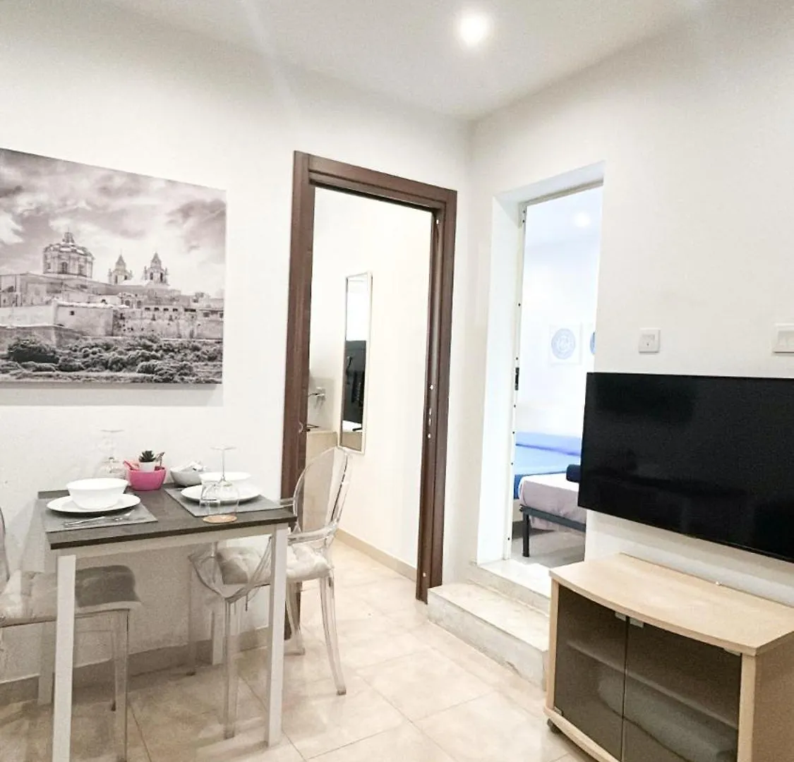 100M From Paceville Apartment Saint Julian's 0*,